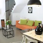 別荘 Charming House In With Fireplace ナザレ