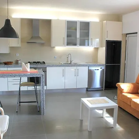 Holiday home Charming House In With Fireplace *