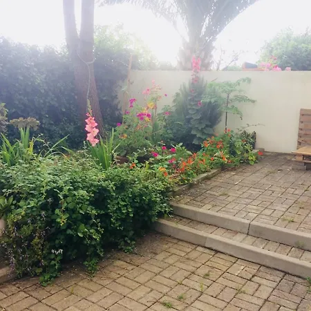 Charming House In With Fireplace * Nazare