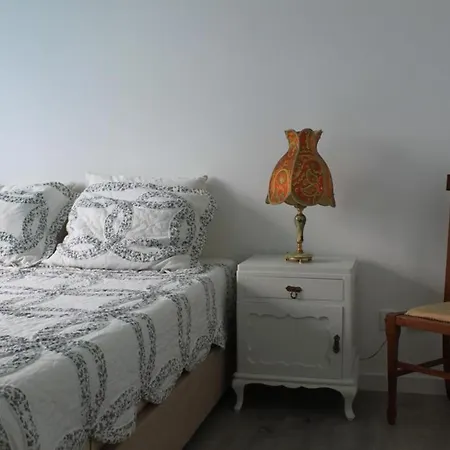 Charming House In With Fireplace * Nazaré